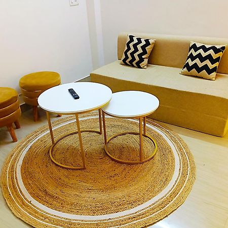 Malaiya Homestay - Grandeur Living Experience 贾巴尔普尔 外观 照片