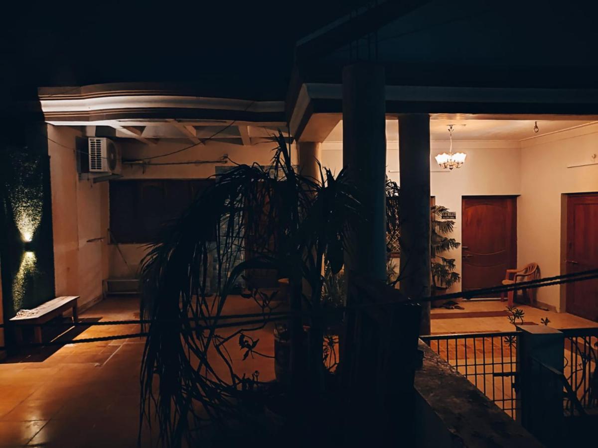 Malaiya Homestay - Grandeur Living Experience 贾巴尔普尔 外观 照片