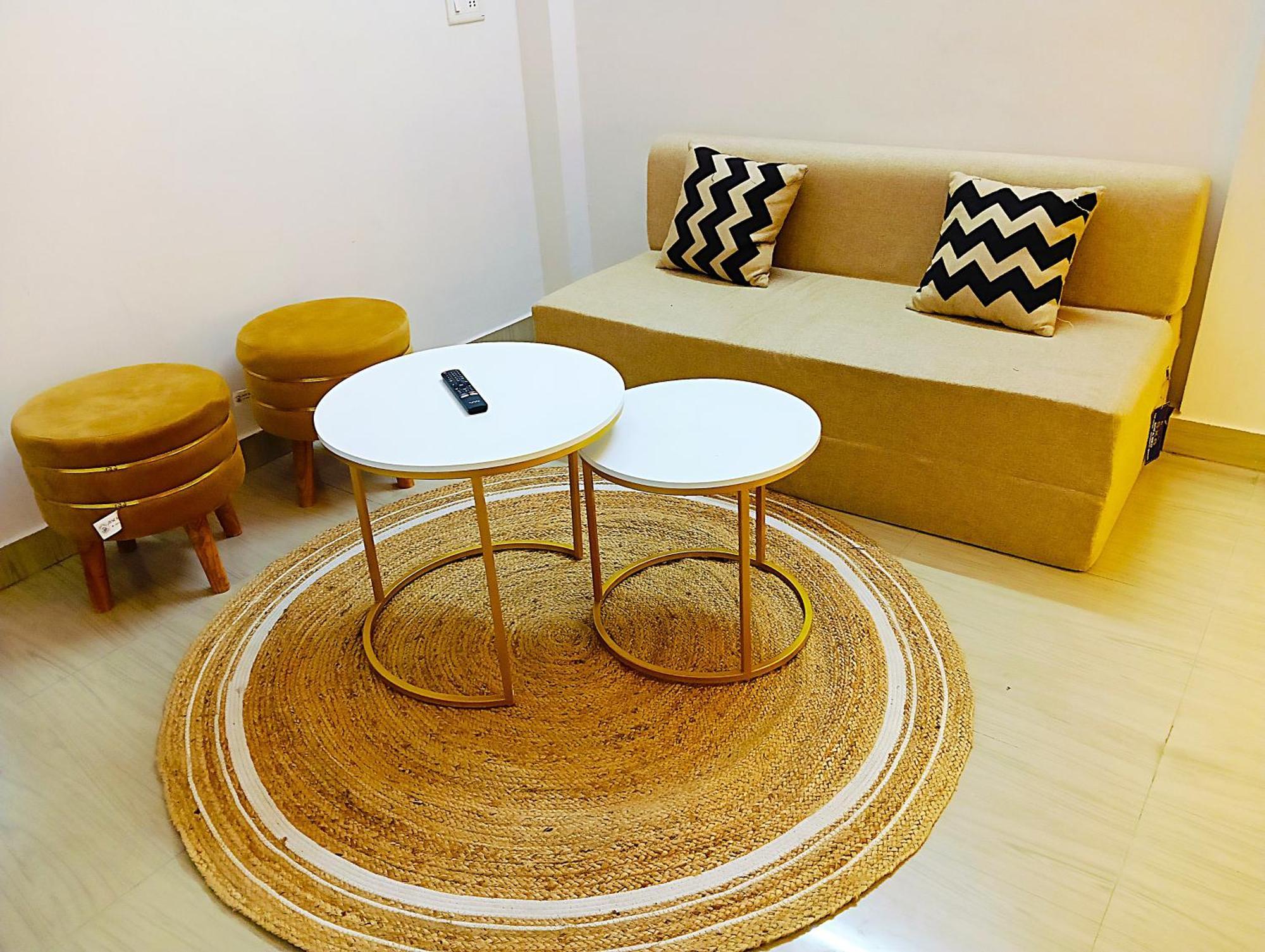 Malaiya Homestay - Grandeur Living Experience 贾巴尔普尔 外观 照片
