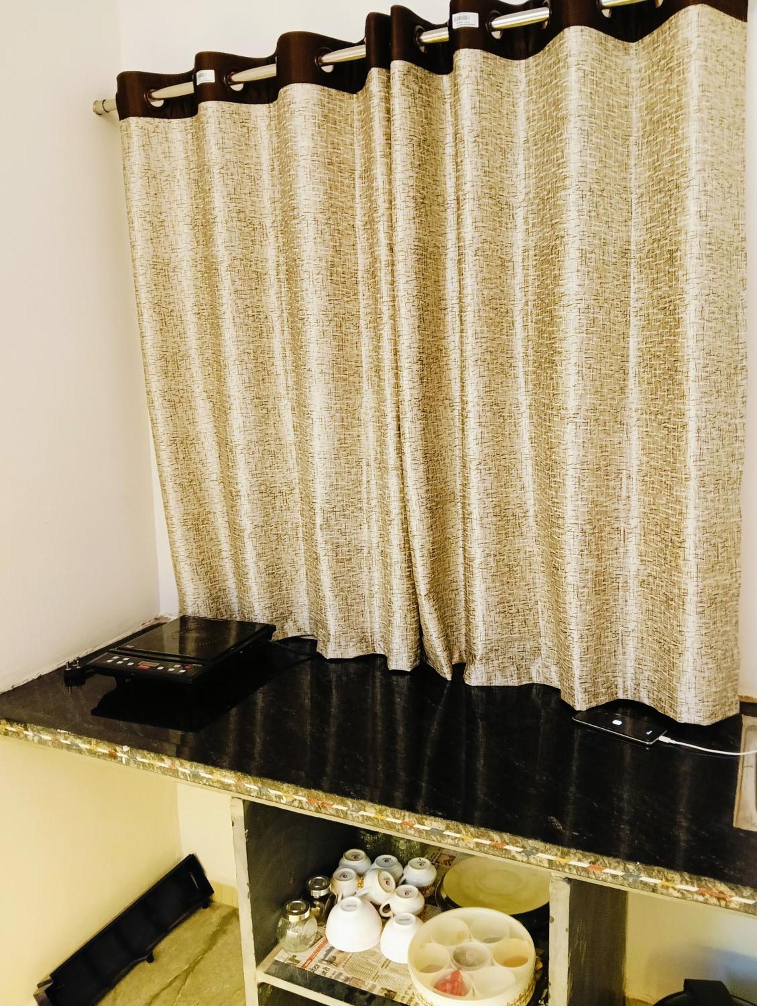 Malaiya Homestay - Grandeur Living Experience 贾巴尔普尔 外观 照片